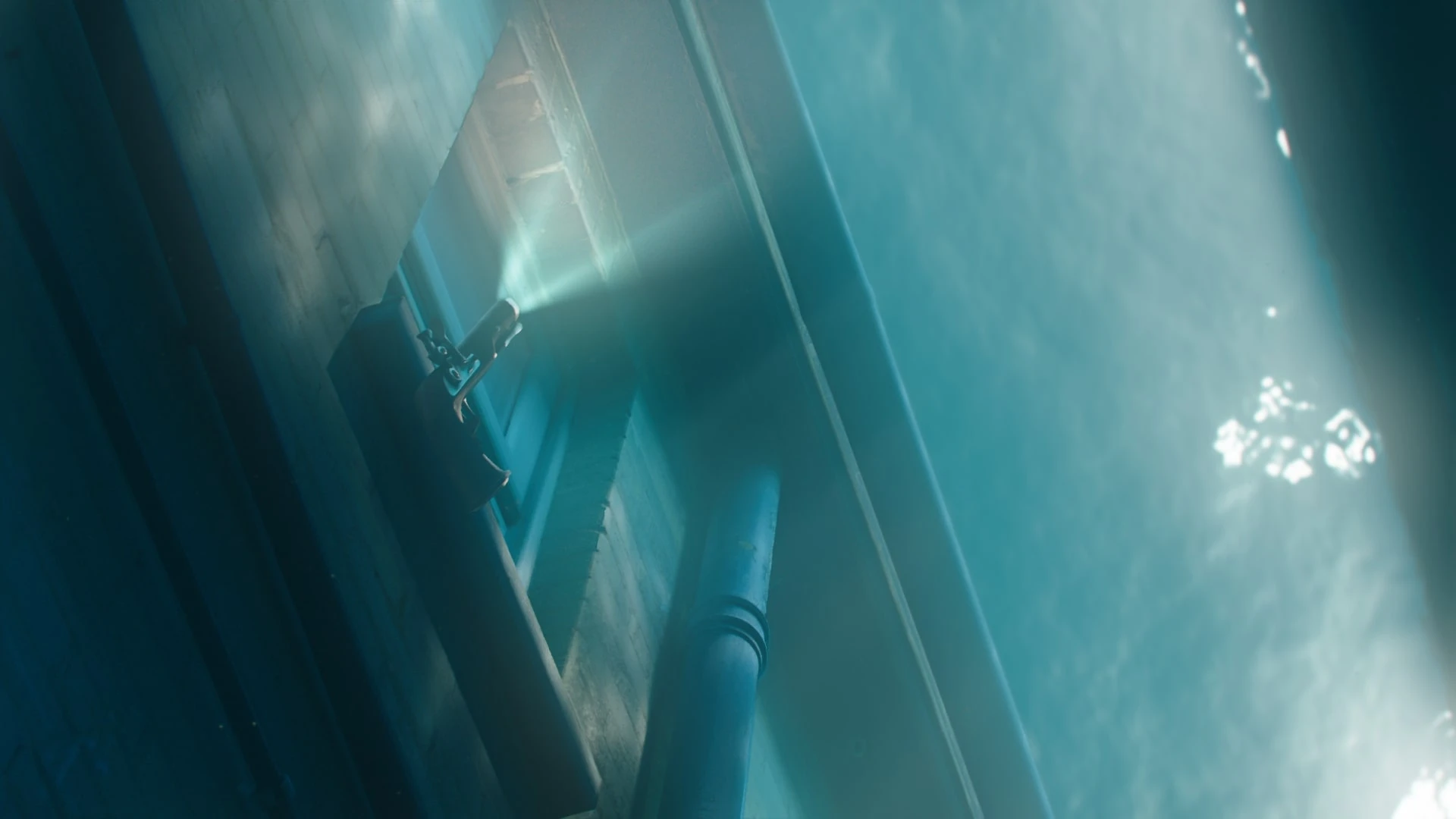 AQUASCAPE_FRAME_3.jpg